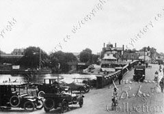 Hampton Court Bridge